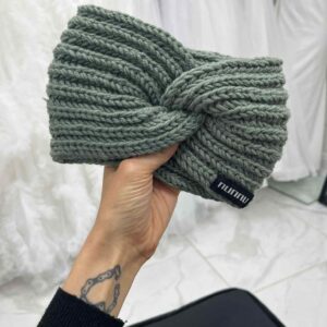 Khaki värvi UNI suuruses peapael